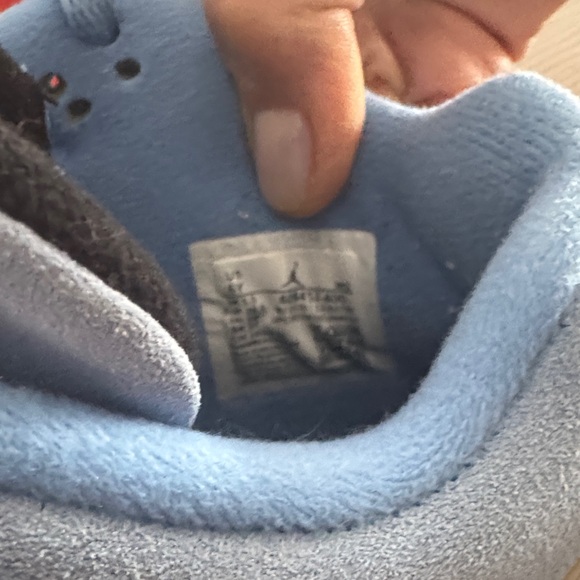 Jordan Kids Light Blue and Gray Sneakers - Picture 7 of 10